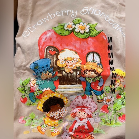 Strawberry Shortcake & Friends Crewneck Graphic Tee M - Picture 3 of 4